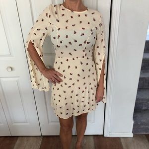 Open Sleeve Floral Dress